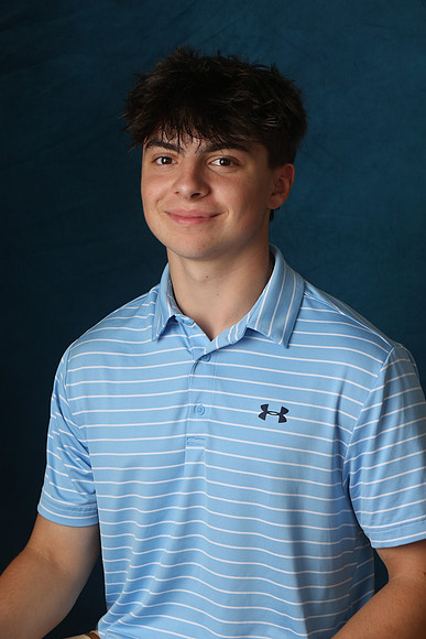 hs senior_0001