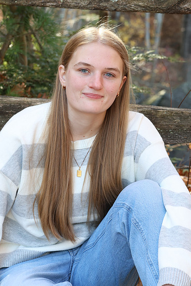 emma 024