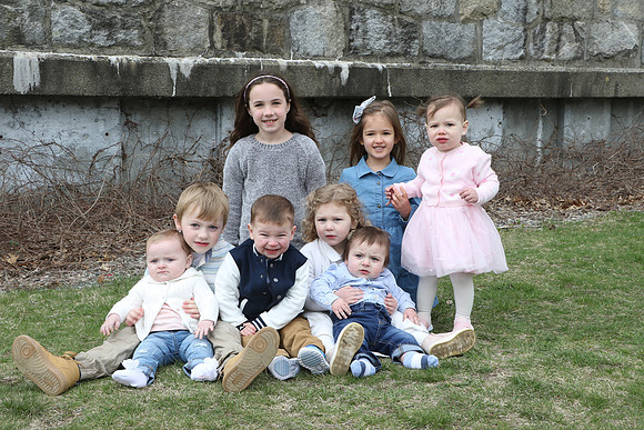 083