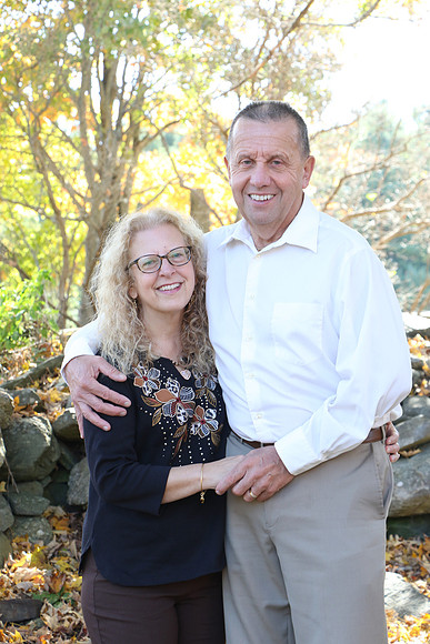 elaine and george 0015