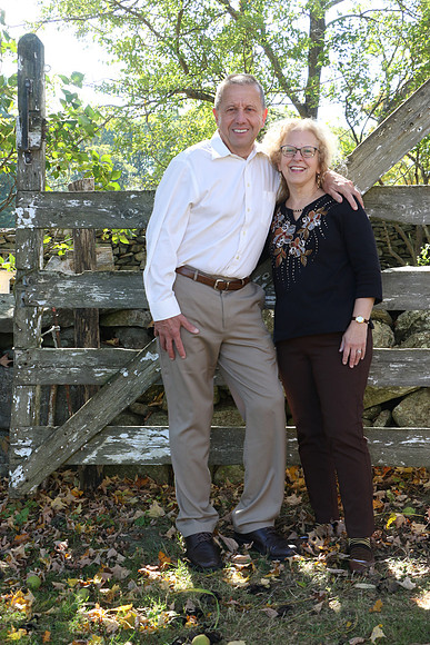 elaine and george 0001